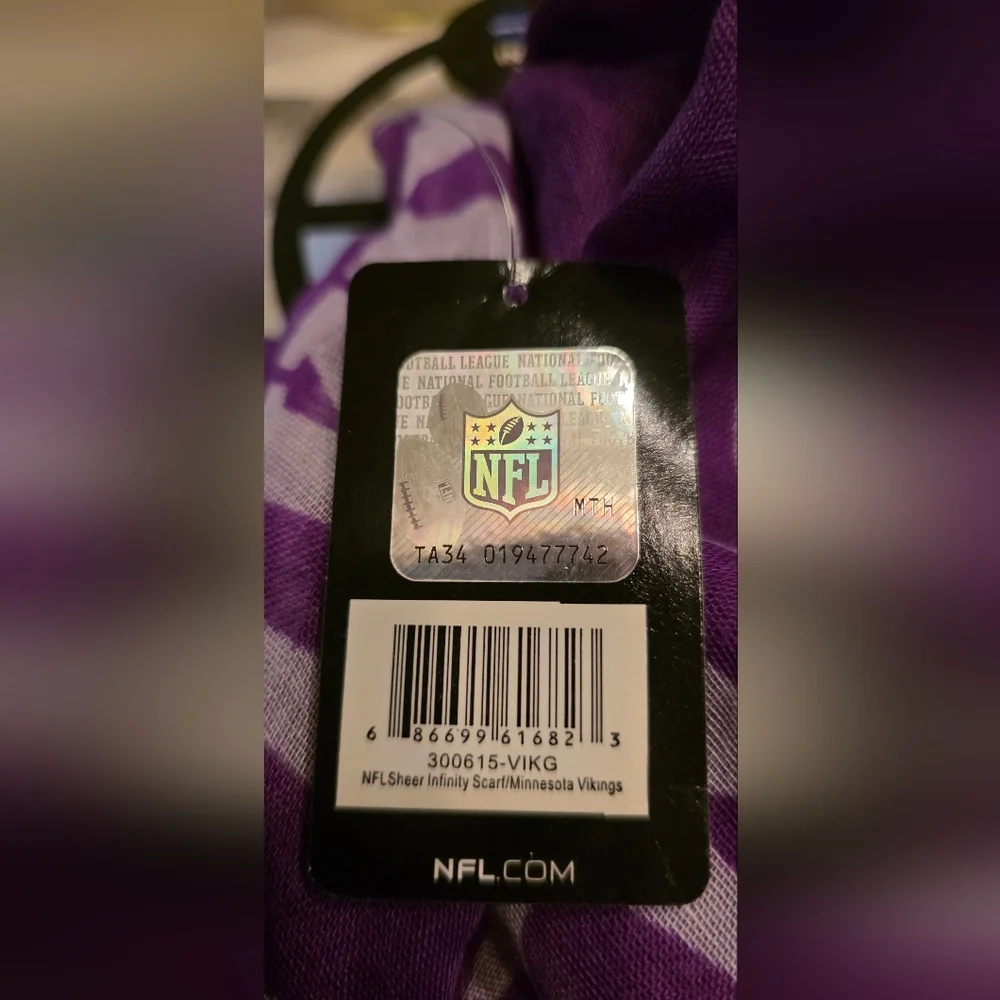 NFL Minnesota VIKINGS NATION NWT INFINITY SCARF